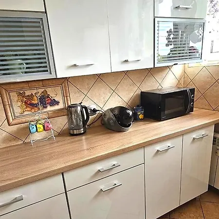 U Agusi Apartment